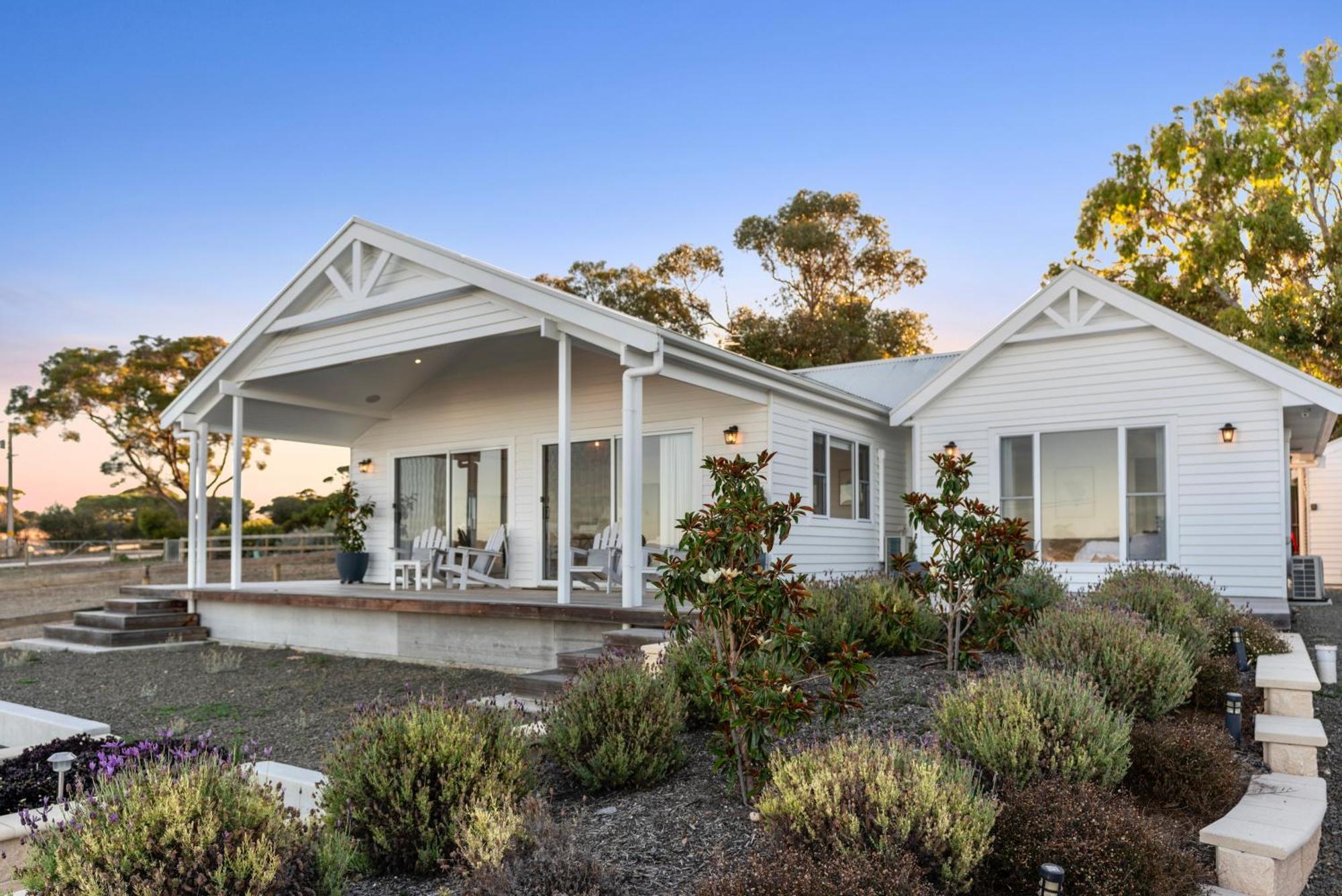 Magnolia Villa Emu Bay Exterior photo