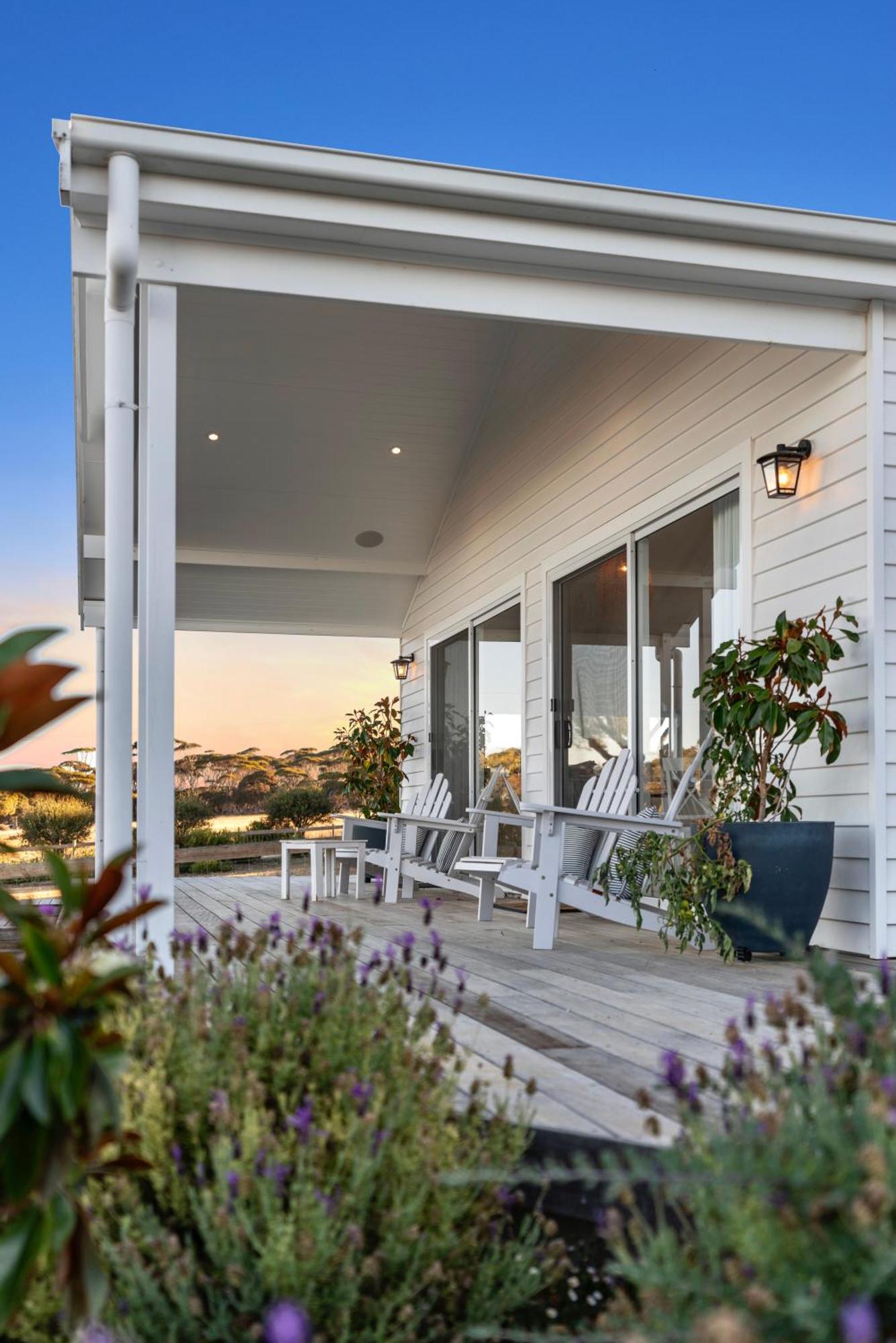 Magnolia Villa Emu Bay Exterior photo